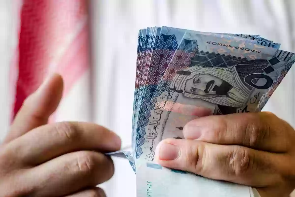 سعر الدولار مقابل الريال السعودي في بنك الراجحي اليوم