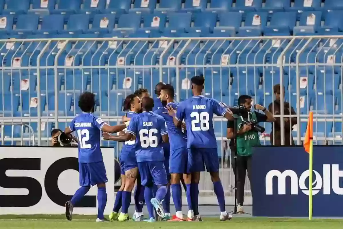 عودة بطل دوري روشن السعودي للجولة الأولى ضد الأخدود تحمس الجماهير