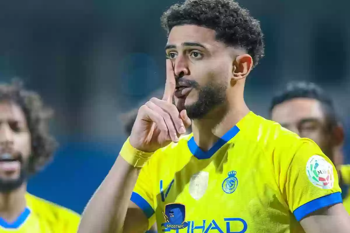 بعد أن صنع النصر السعودي اسمه وجعله أفضل مدافعي المنتخب